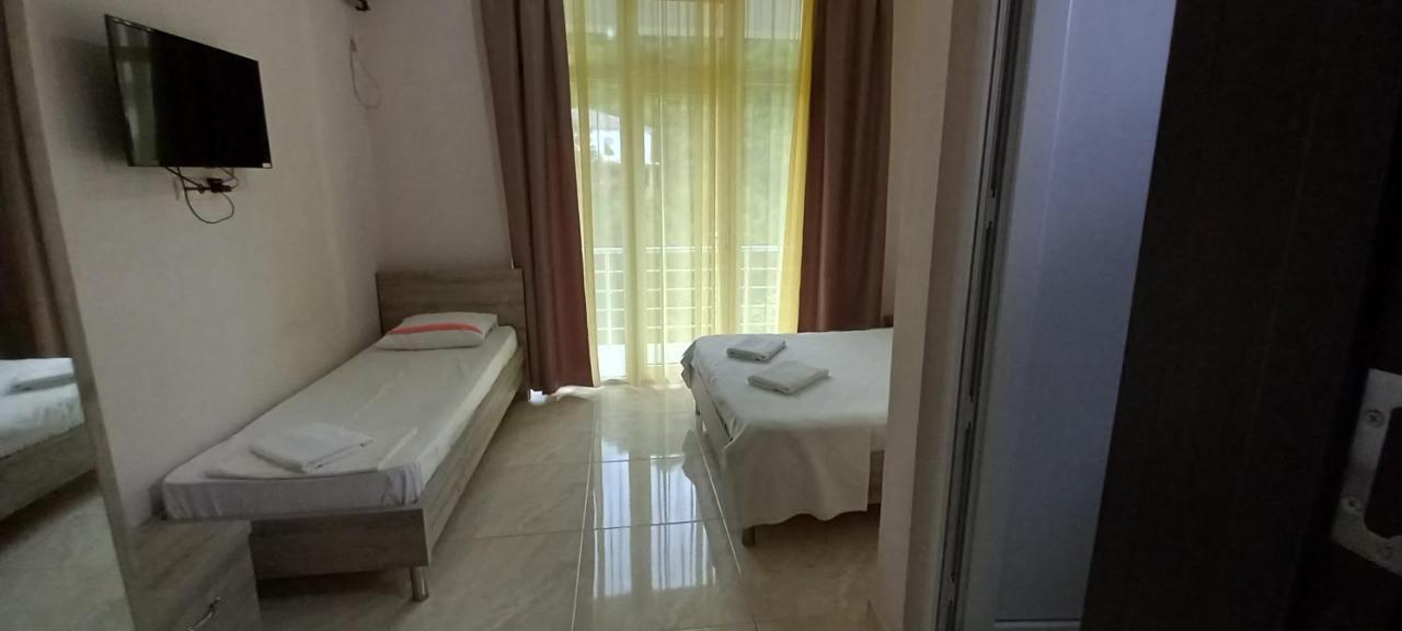 Guest House Marineza Gonio Luaran gambar